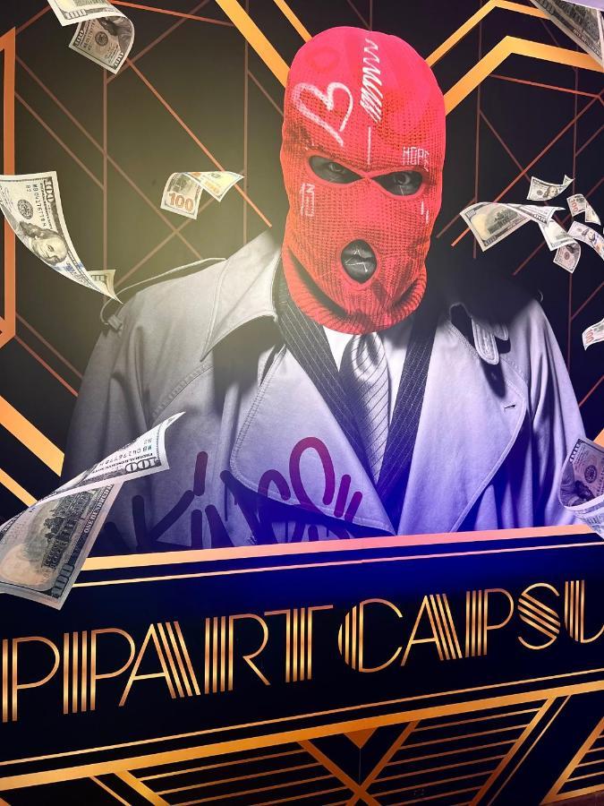 モンスCapsule Casino - Jacuzzi - Billard - Netflix - Console & Jeuxアパートメント エクステリア 写真
